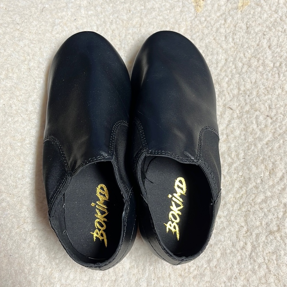 Dance shoes black. Jazz new